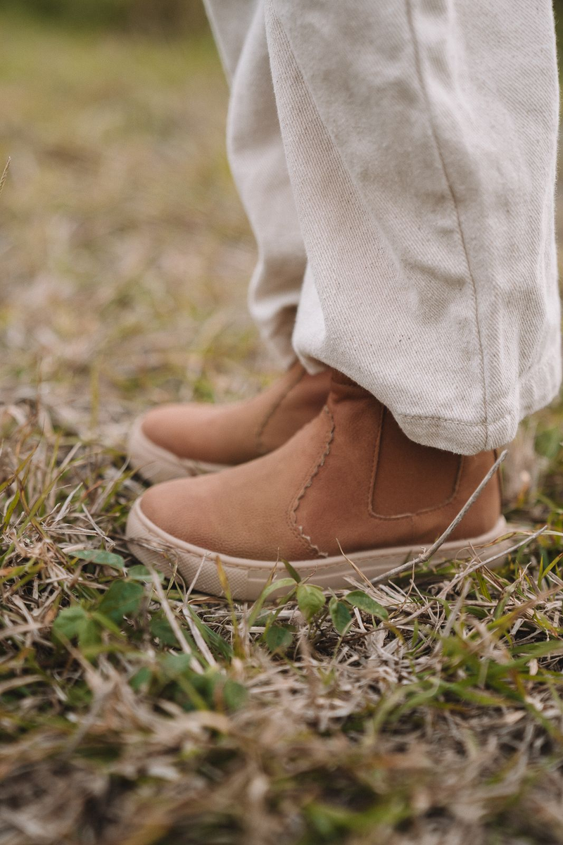 Sanuk Pair O Dice Mid Suede Booties - 7