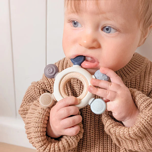 Living Textiles - Multi-Surface teething Wheel - Steel Blue