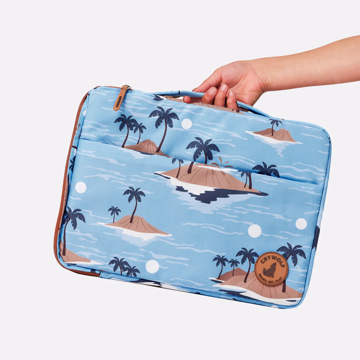 Cry Wolf - Laptop Sleeve 13' - Blue Lost Island