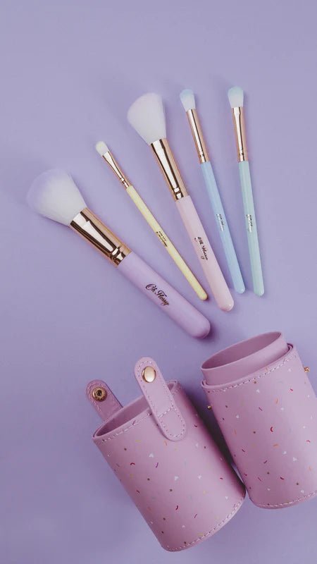 Oh Flossy - Rainbow Makeup Brush Set