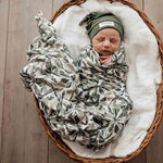 Load image into Gallery viewer, Snuggle Hunny - Muslin Wrap Organic Evergreen
